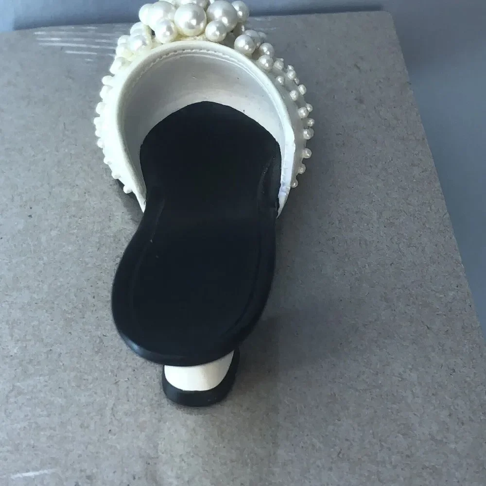 Raine - Just the Right Shoe “Pearl Mule” - Picture 4 of 9
